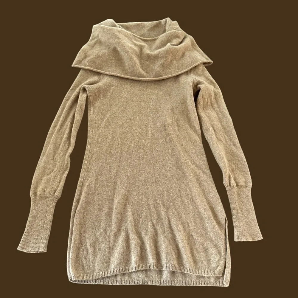 Sak’s Fifth Avenue Size Small 100% Cashmere Cowl Neck Longline Sweater Camel Tan